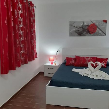 Ferienwohnung Sos Appentos 3 - Indipendente 4/6 Posti Letto Siniscola Exterior foto